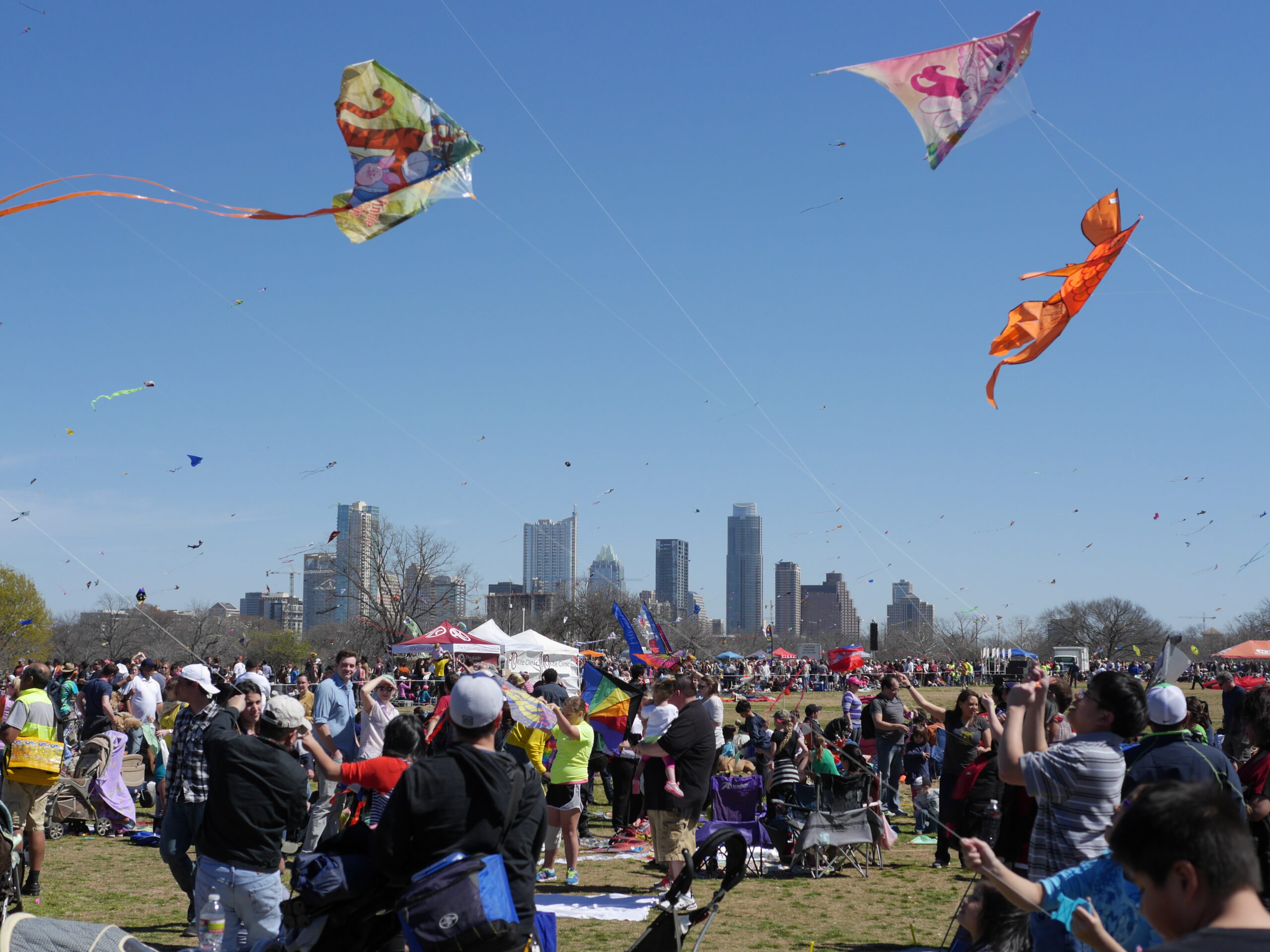 A City and Kites