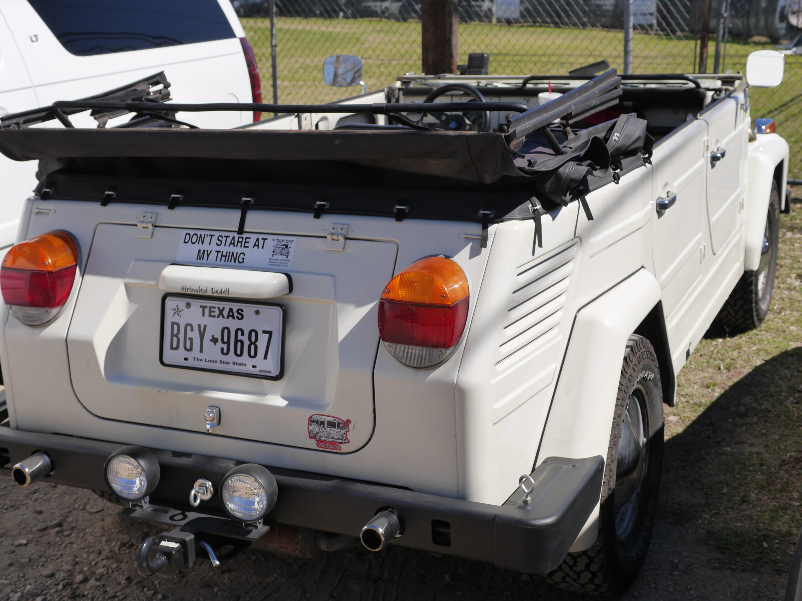 Don’t Stare at my Thing!