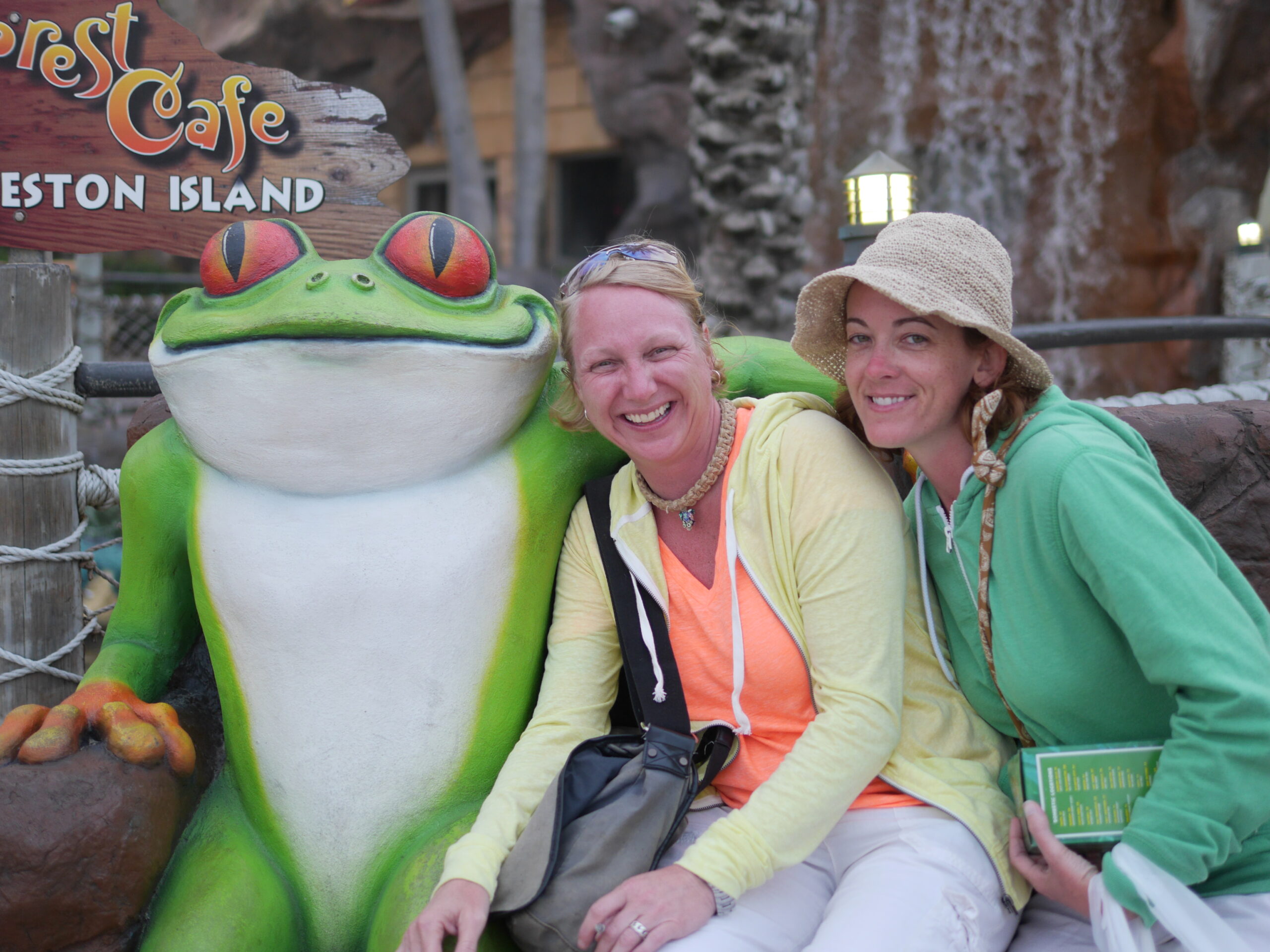 Kasey and Stacy at the Rainforest Cafe