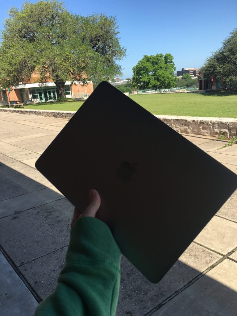 Beautiful Computer, Beautiful Day